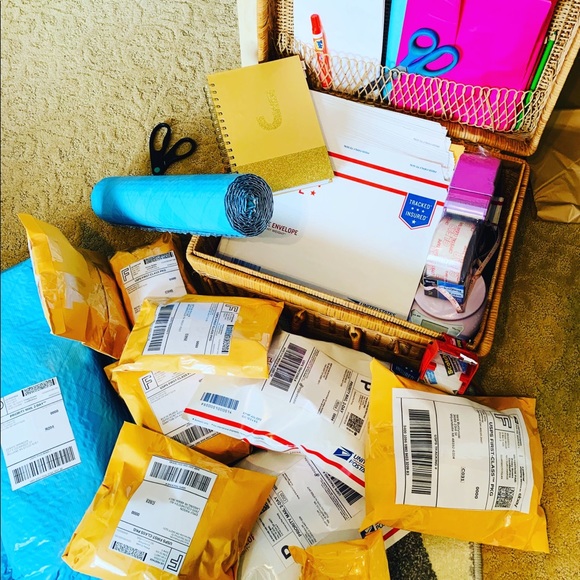 Meet your Posher, Jessica - Picture 4 of 11